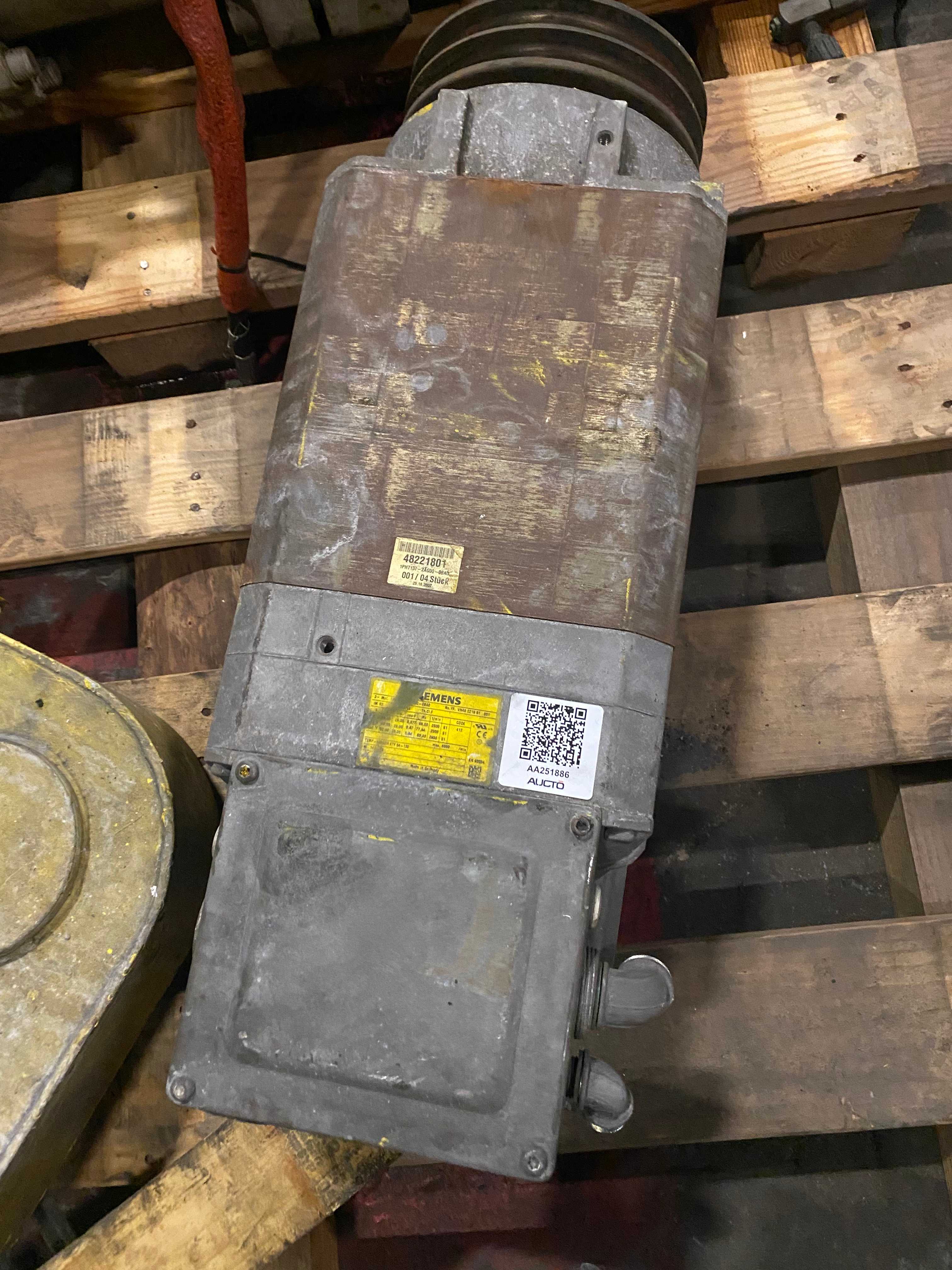 QTY 4 - SIEMENS 1PH7137-2AG0D AC MOTORS - AC MOTOR QTY 4 - SIEMENS 1PH7137-2AG0D AC MOTORS - AC MOTOR