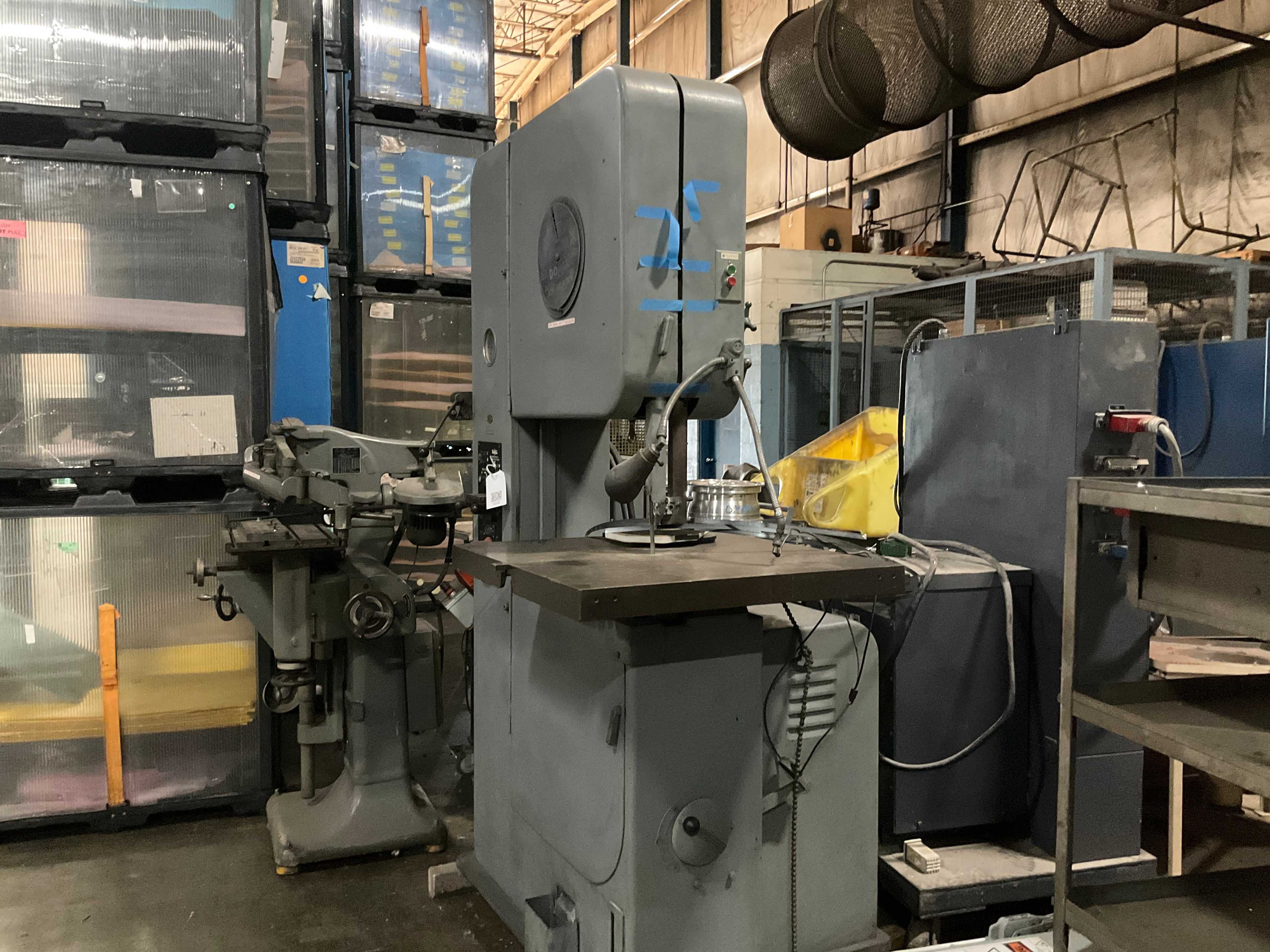 DOALL DBW-15 VERTICAL BAND SAW - VERTICAL BAND SAW