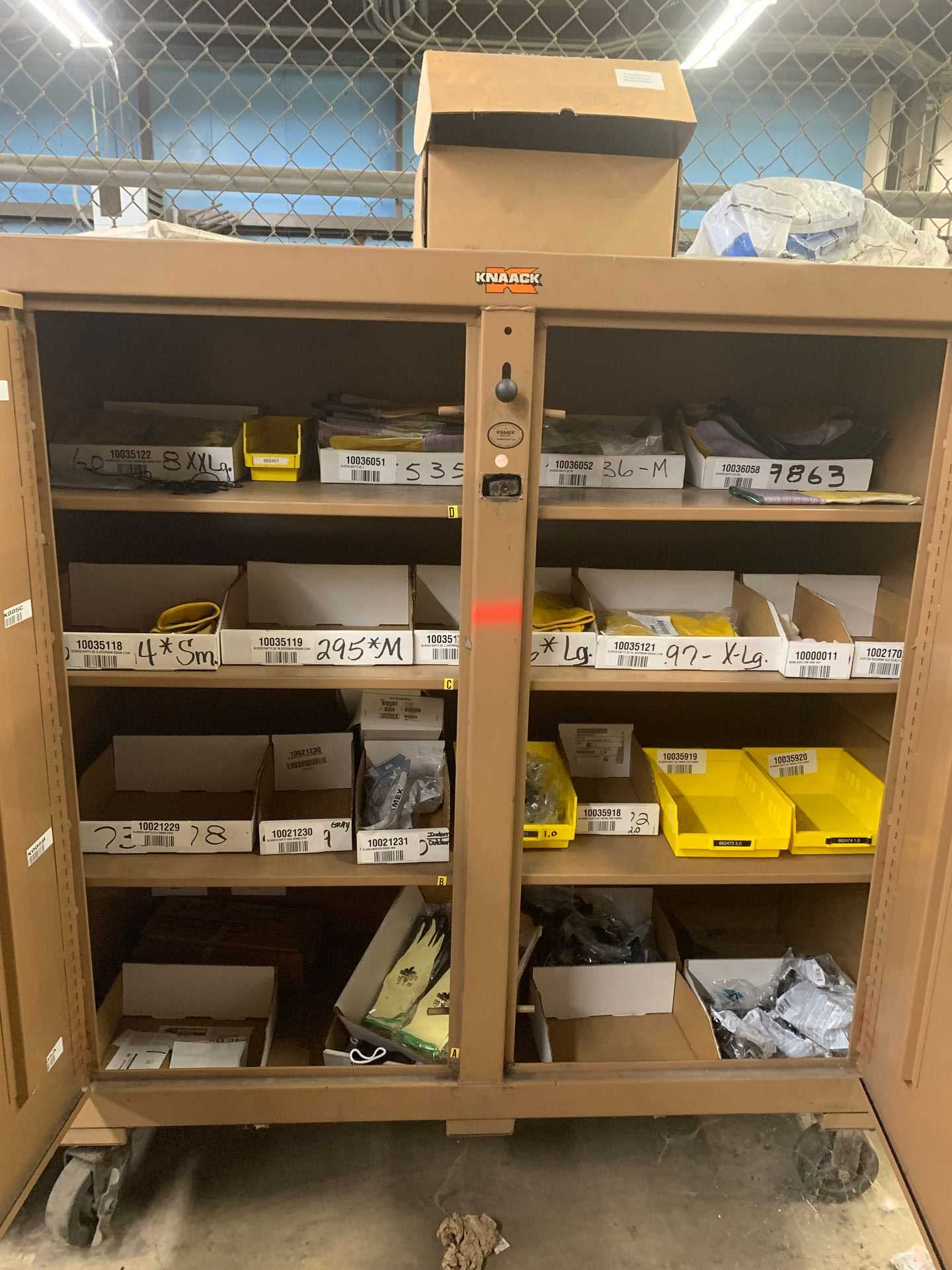 Knaack Box - TOOL STORAGE