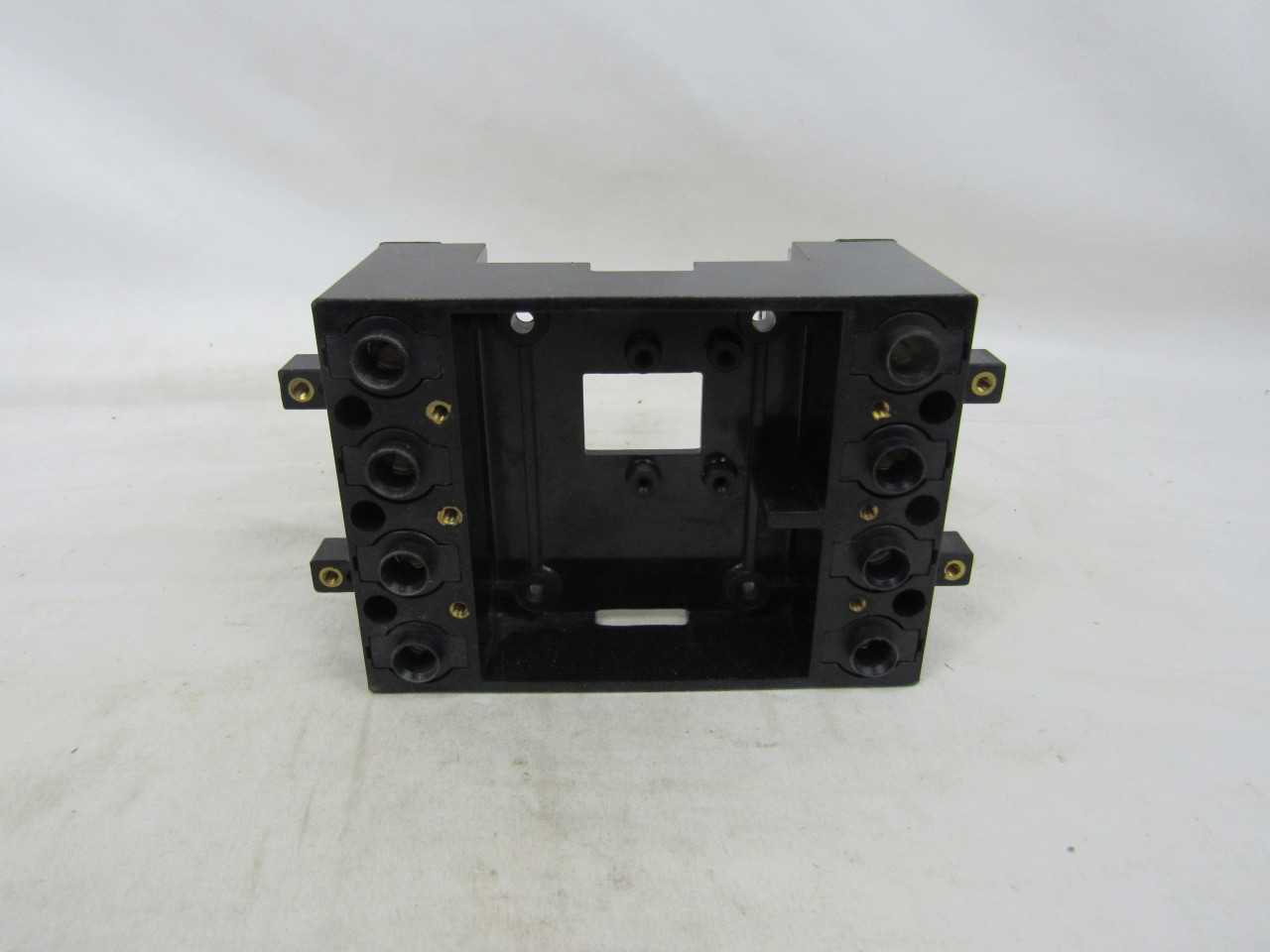 Quantity of 10x PAD4E MCCB/Molded Case Circuit Breakers - CIRCUIT BREAKERS