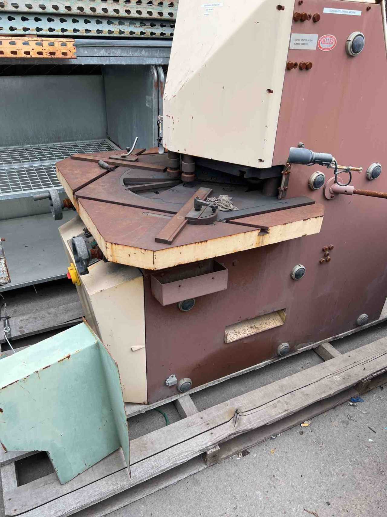 Rouselle VN825 Press Machine - MECHANICAL PRESSES