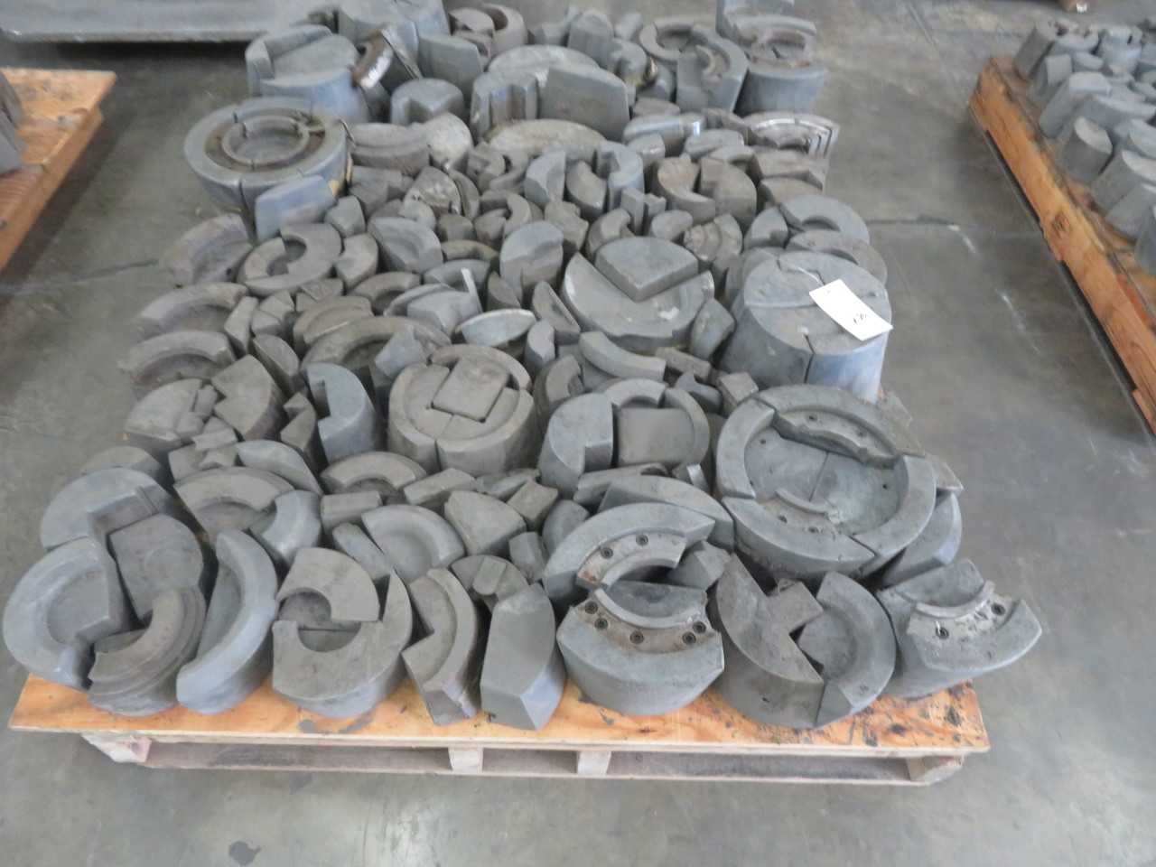 Pallet of stretch press jaw inserts - MISCELLANEOUS
