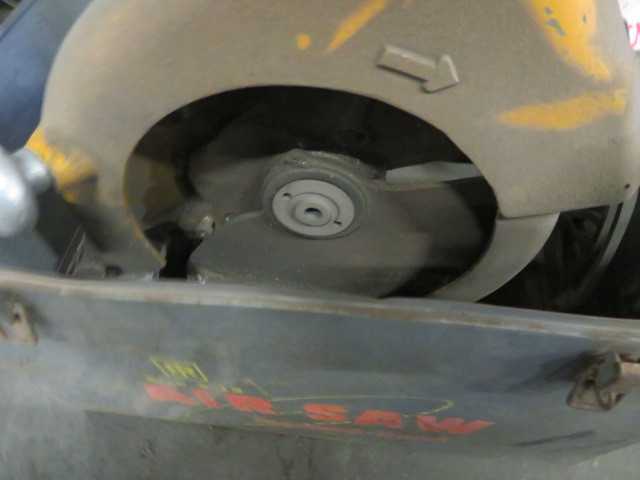 Ingersoll Rand Air Saw - MISCELLANEOUS