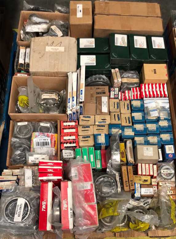 1 pallet of assorted bearings - BEARINGS