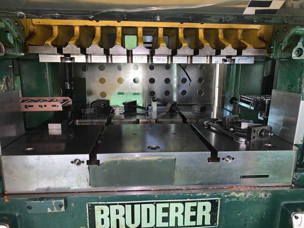 Bruderer 60T High Speed Press with NC Feeder - PRESSES