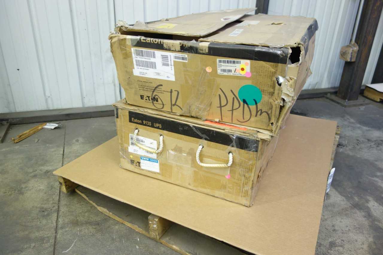LOT OF 2 EATON BATTERY BACKUPS, COMPUTER AND PERIPHERAL UPSS - ELECTRICAL COMPONENTS