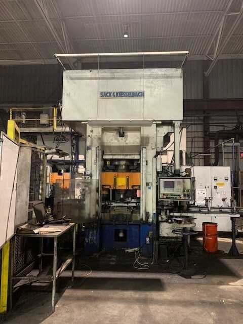 S&K 300 tonne Automatic Hydraulic Press - MISCELLANEOUS S&K 300 tonne Automatic Hydraulic Press - MISCELLANEOUS