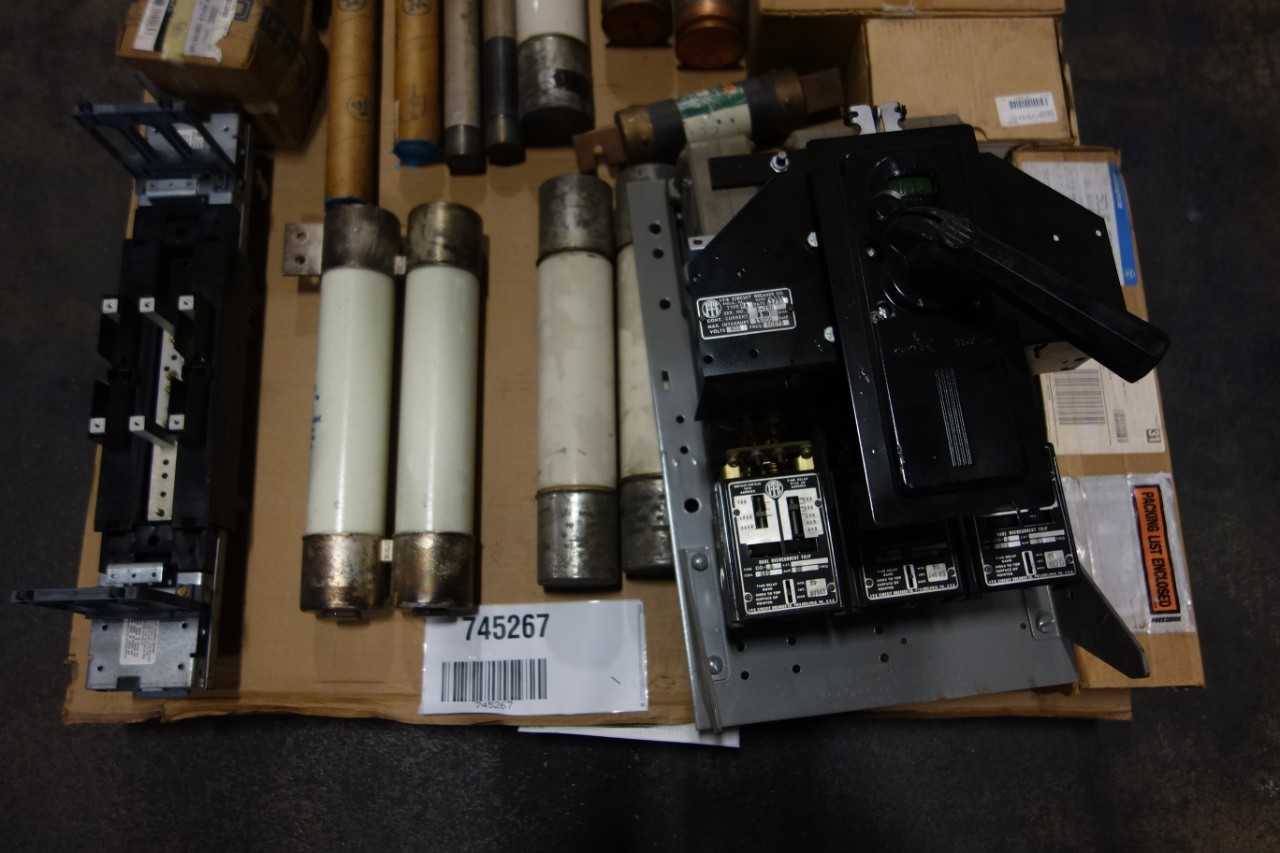 1 PALLET OF ASSORTED FUSES, CIRCUIT BREAKER, AC CONTACTORS- GENERAL ELECTRIC, WESTINGHOUSE - CIRCUIT BREAKERS