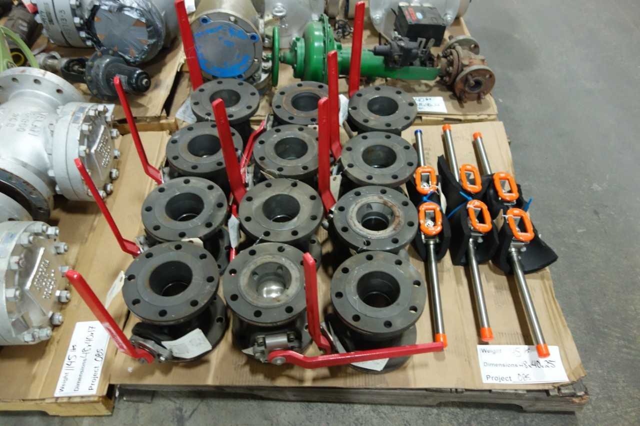 4 PALLETS OF ASSORTED VALVES - VALVES