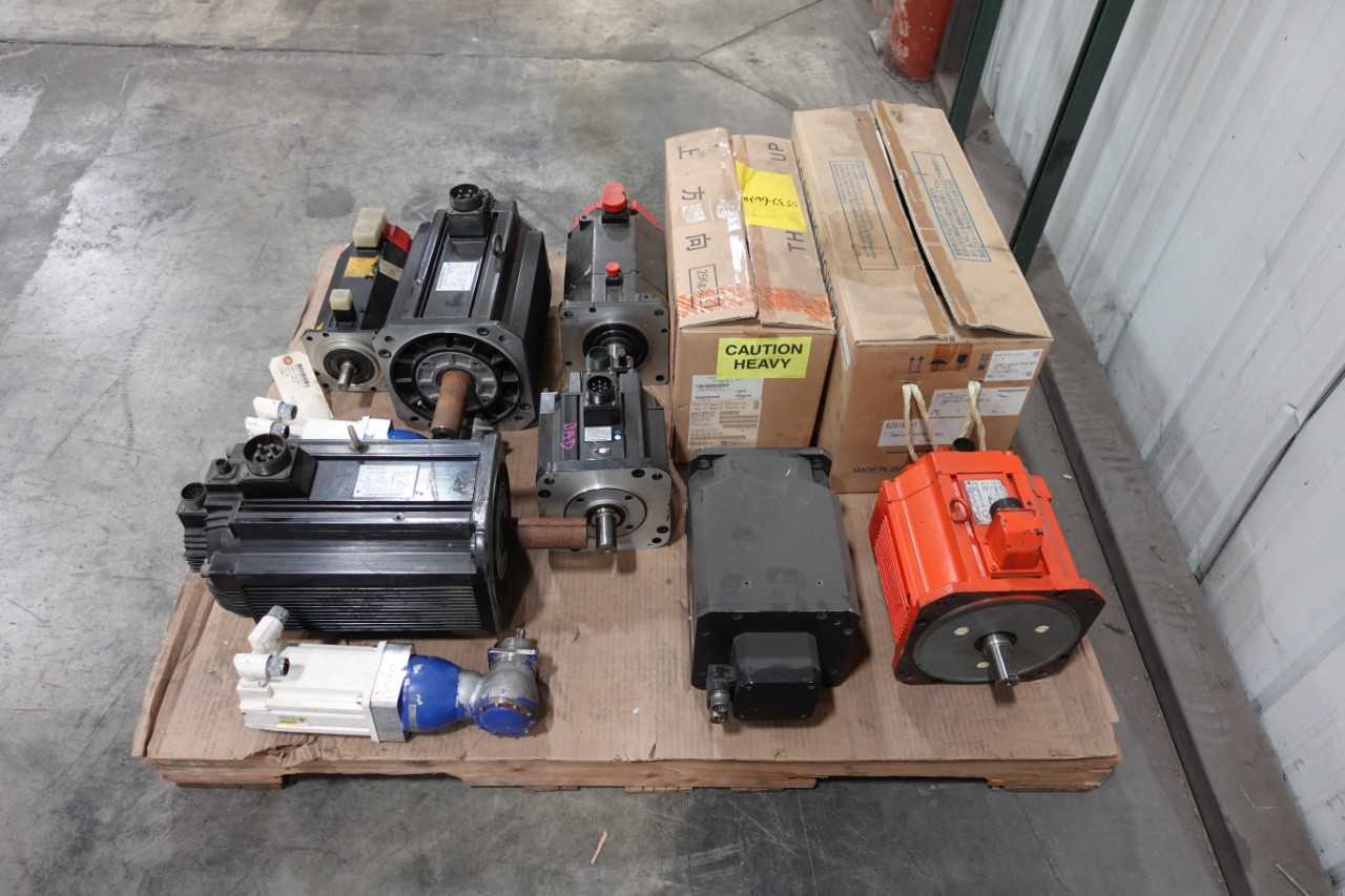 PALLET OF ASSORTED SERVO MOTORS - SERVO