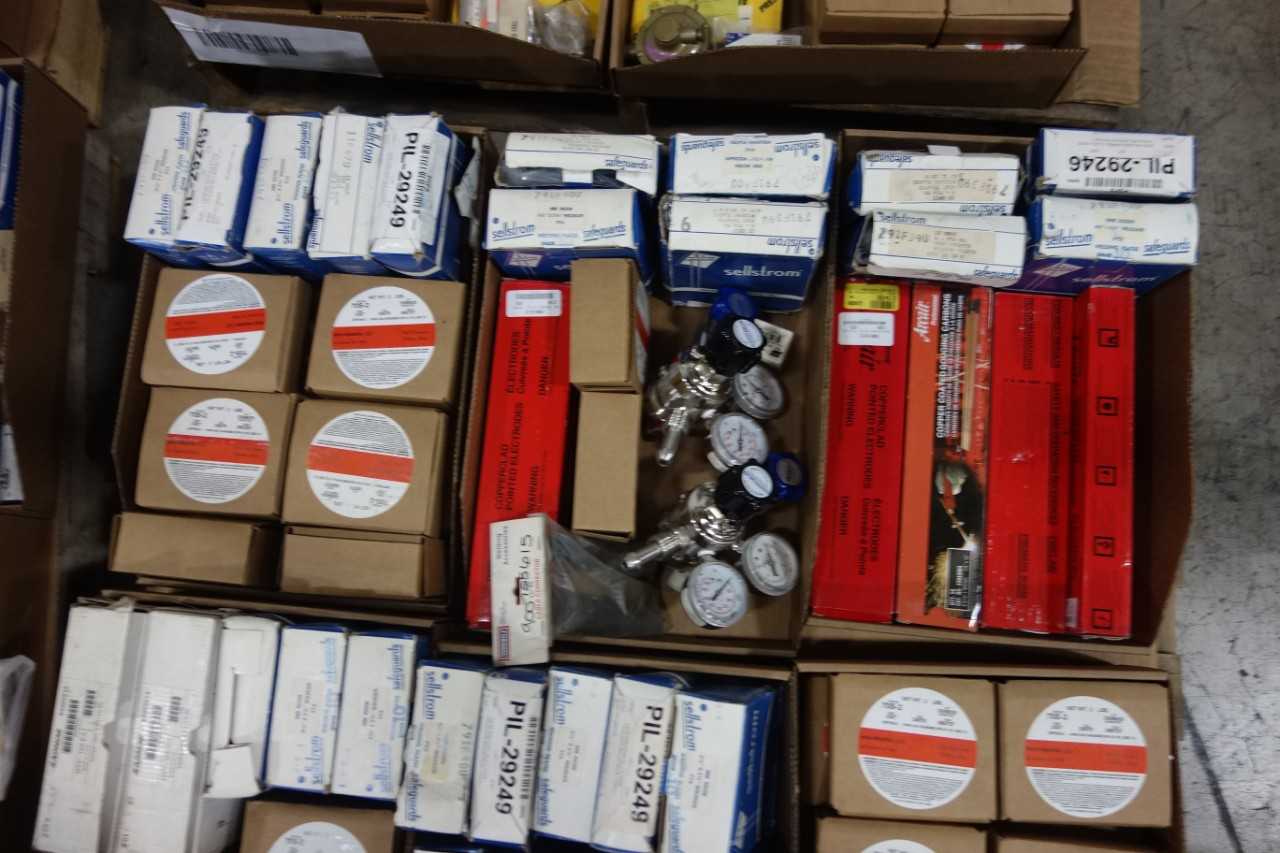 4 PALLETS OF ASSORTED WELDING TOOLS AND SUPPLIES - WELDING EQUIPMENT