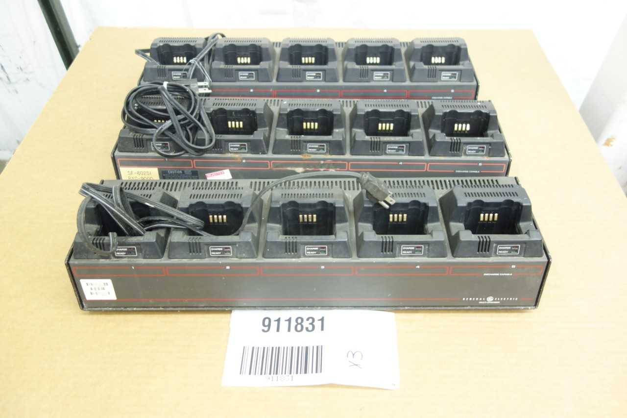 LOT OF 3 ASSORTED 5-STATION PERSONAL RADIO CHARGERS - ELECTRICAL COMPONENTS