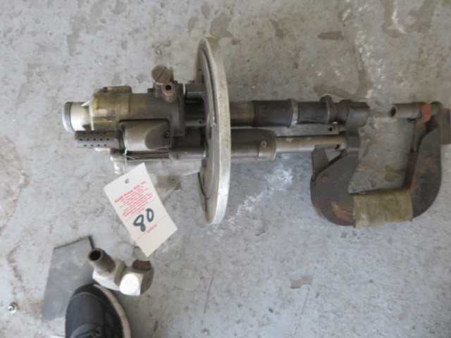 Pneumatic Rivet Gun - MISCELLANEOUS
