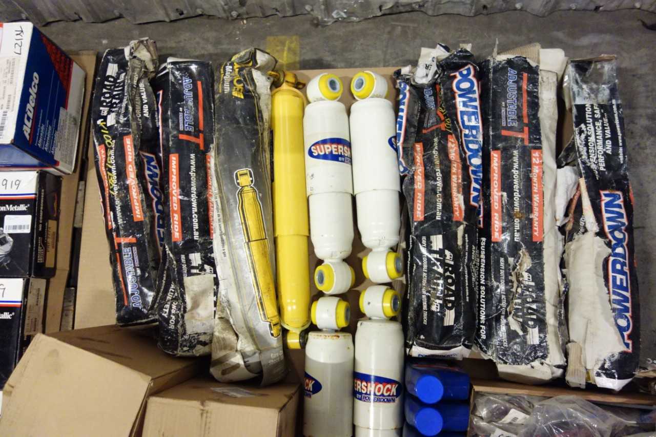 2 PALLETS OF ASSORTED AUTOMOTIVE PARTS AND ACCESSORIES - INDUSTRIAL PARTS