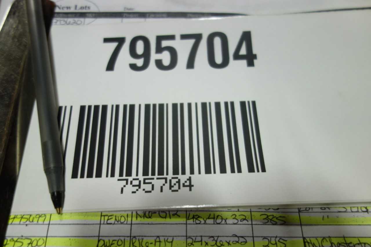 2 PALLETS OF FLANGED FILTER ELEMENTS - PNEUMATIC FILTER ELEMENTS