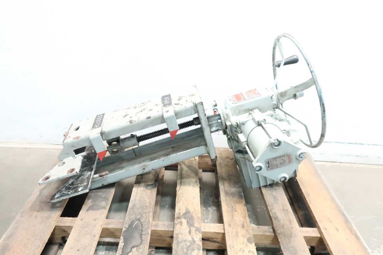 LIMITORQUE L120-10 0.33HP 230/460V-AC ELECTRIC VALVE ACTUATOR - VALVES LIMITORQUE L120-10 0.33HP 230/460V-AC ELECTRIC VALVE ACTUATOR - VALVES