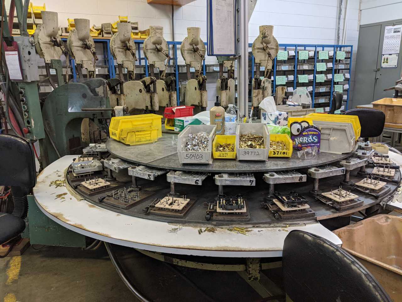 Rivet Machine Carousel Assembly line w 7 Chicago Rivet Machines 173-456 - MACHINING ACCESSORIES & TOOLING Rivet Machine Carousel Assembly line w 7 Chicago Rivet Machines 173-456 - MACHINING ACCESSORIES & TOOLING