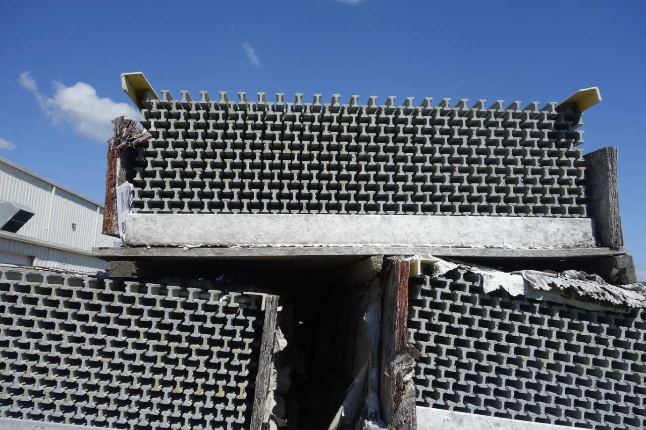 BUNDLE OF 14 STRONGWELL I-6000 DURAGRID 1IN 36IN 240IN PHENOLIC FIRE INTEGRITY COMPOSITE GRATING - SAFETY EQUIPMENT