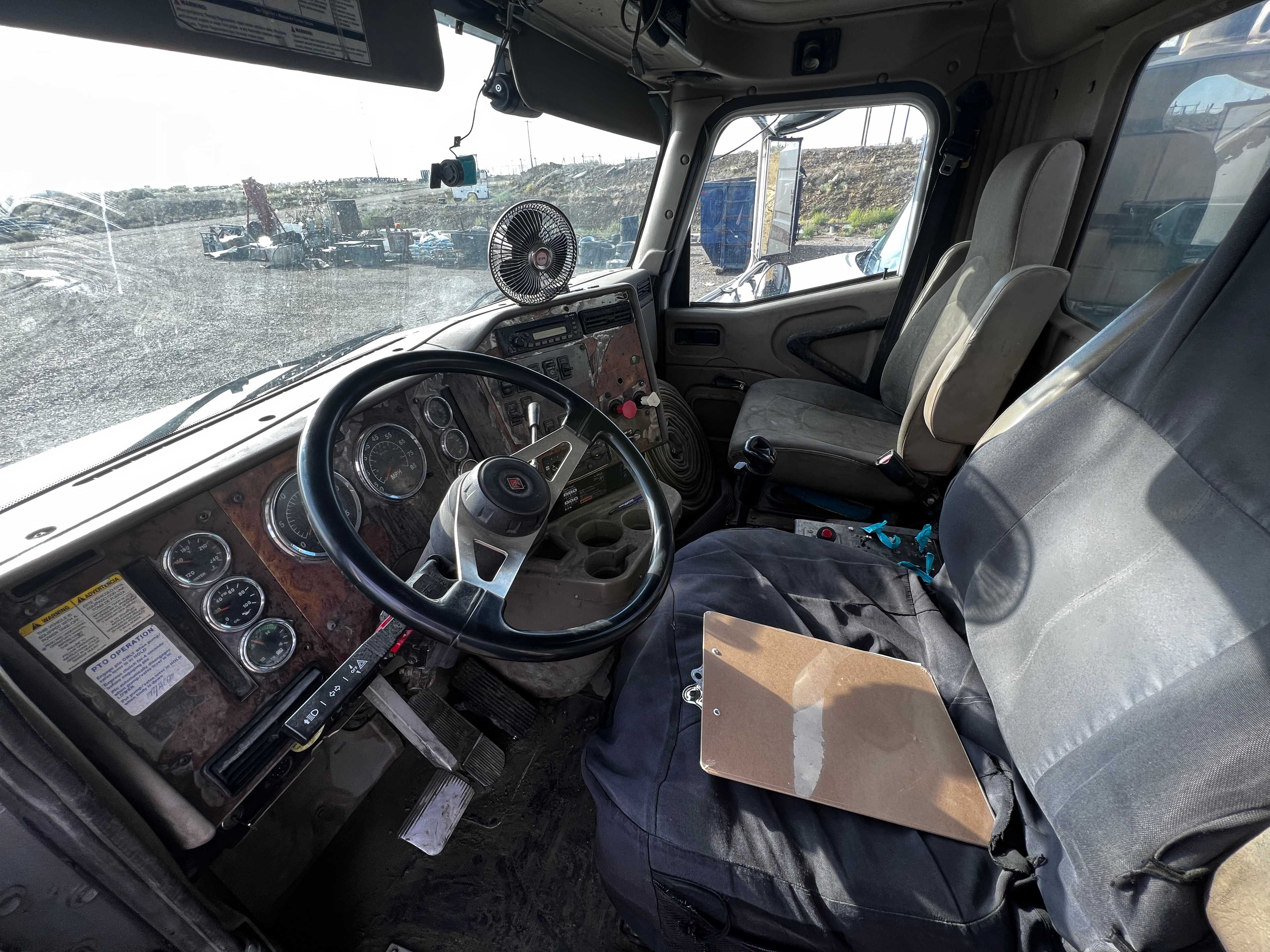 2008 International Water Truck - HYDRO EXCAVATOR TRUCKS