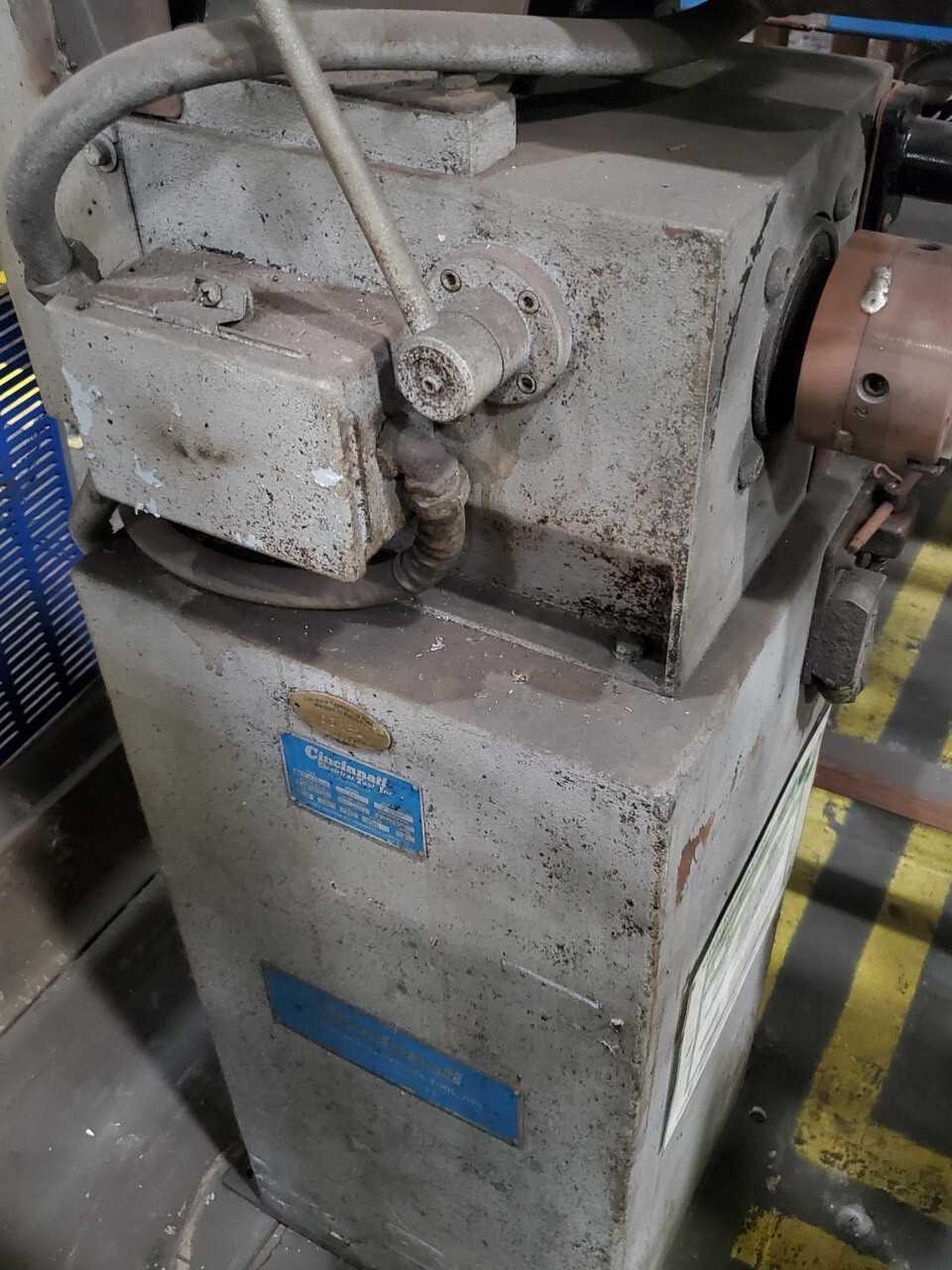 Cincinnati Grinder - GRINDING MACHINES