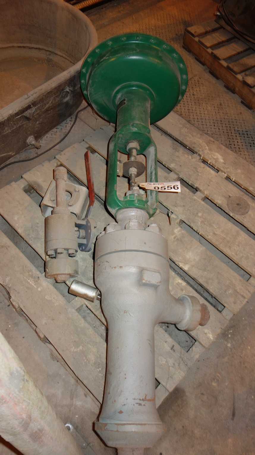 FISHER 657-CAV4 2 IN STEEL FEEDER CONTROL VALVE - CONTROL VALVE
