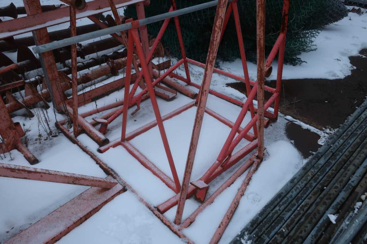 LOT OF ASSORTED STEEL SPOOL STANDS - MATERIAL HANDLING
