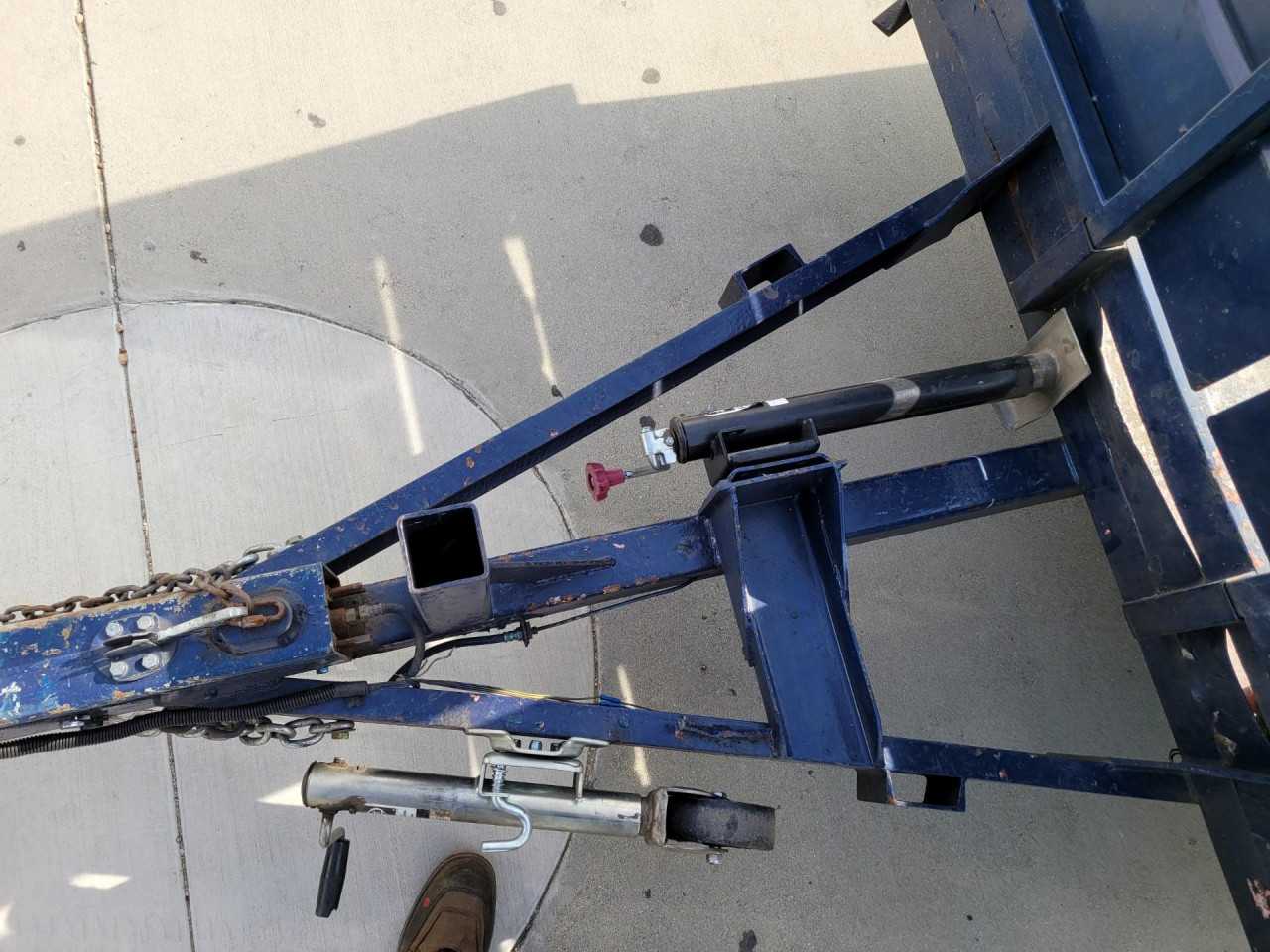 Trailer Excellent Condition and Great Rubber 79 inch x 180 inch - MISCELLANEOUS