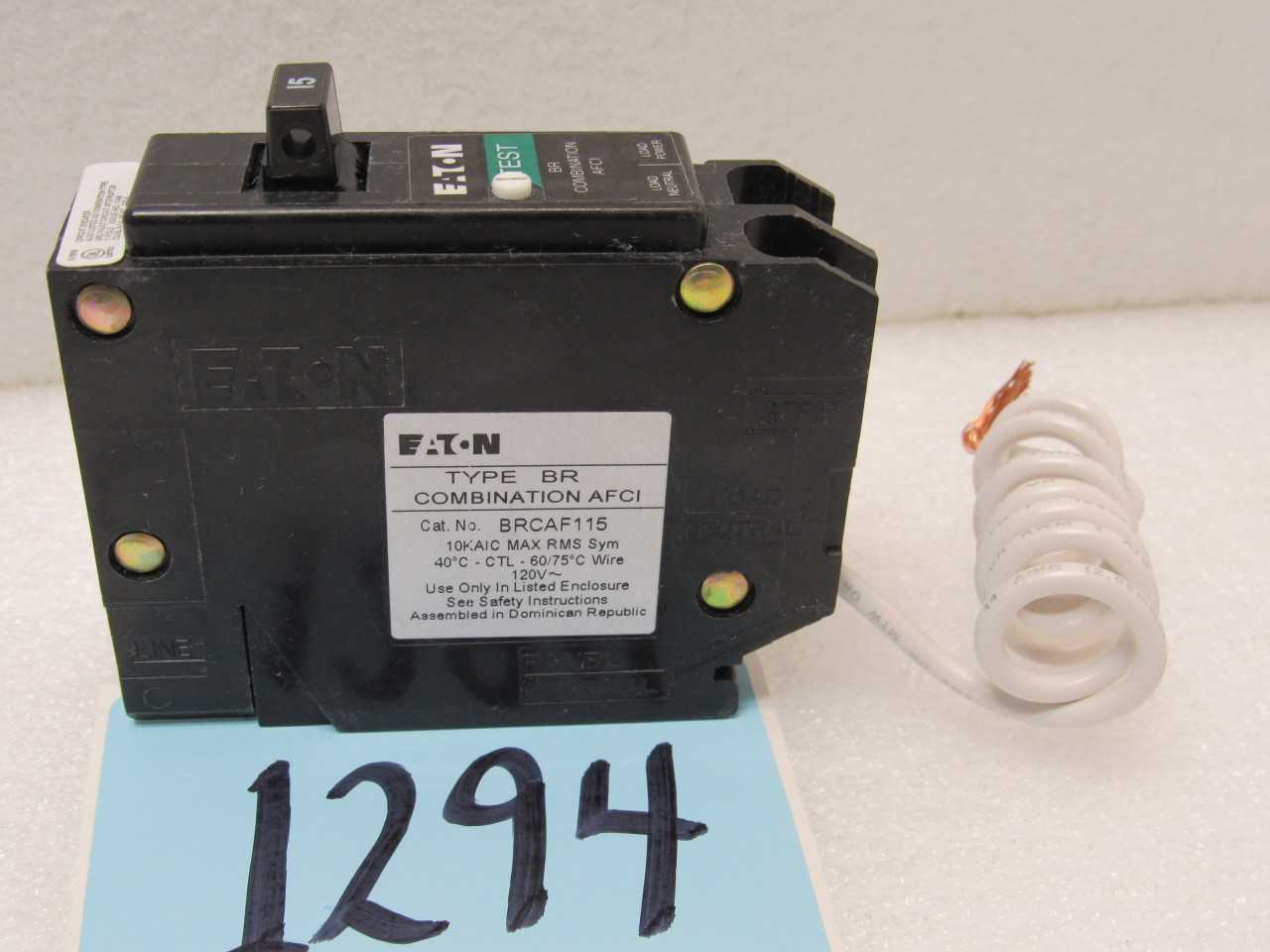 LOT OF EATON RESIDENTAL BREAKERS - MISCELLANEOUS