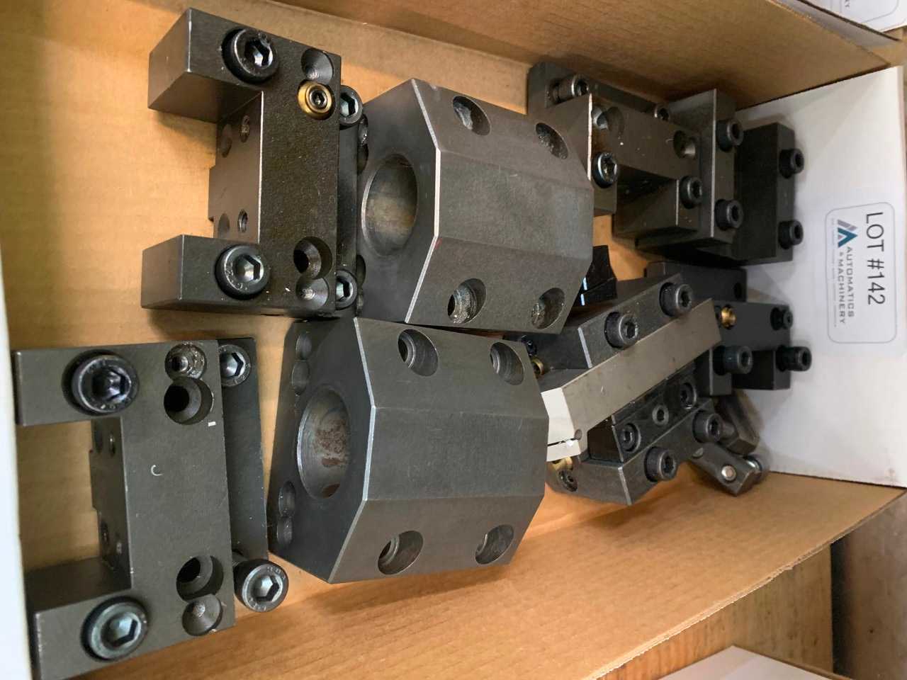 Doosan 220 Lynx Tool Holders - ELECTRIC POWER TOOLS