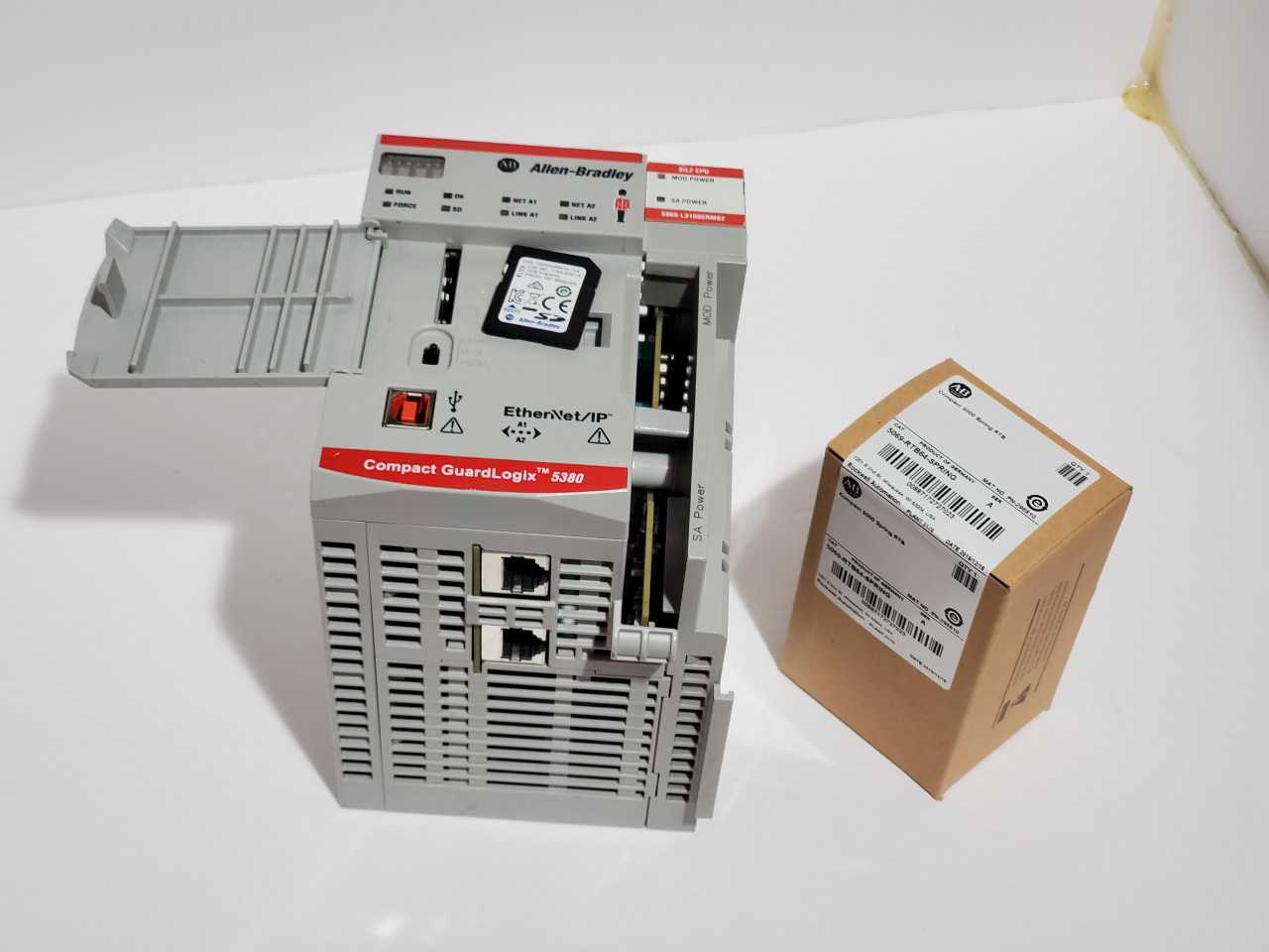 Allen Bradley CompactLogix 5069-L3100ERMS2 Plus Brand new 5069-RTB64 Spring - AUTOMATION & CONTROLS