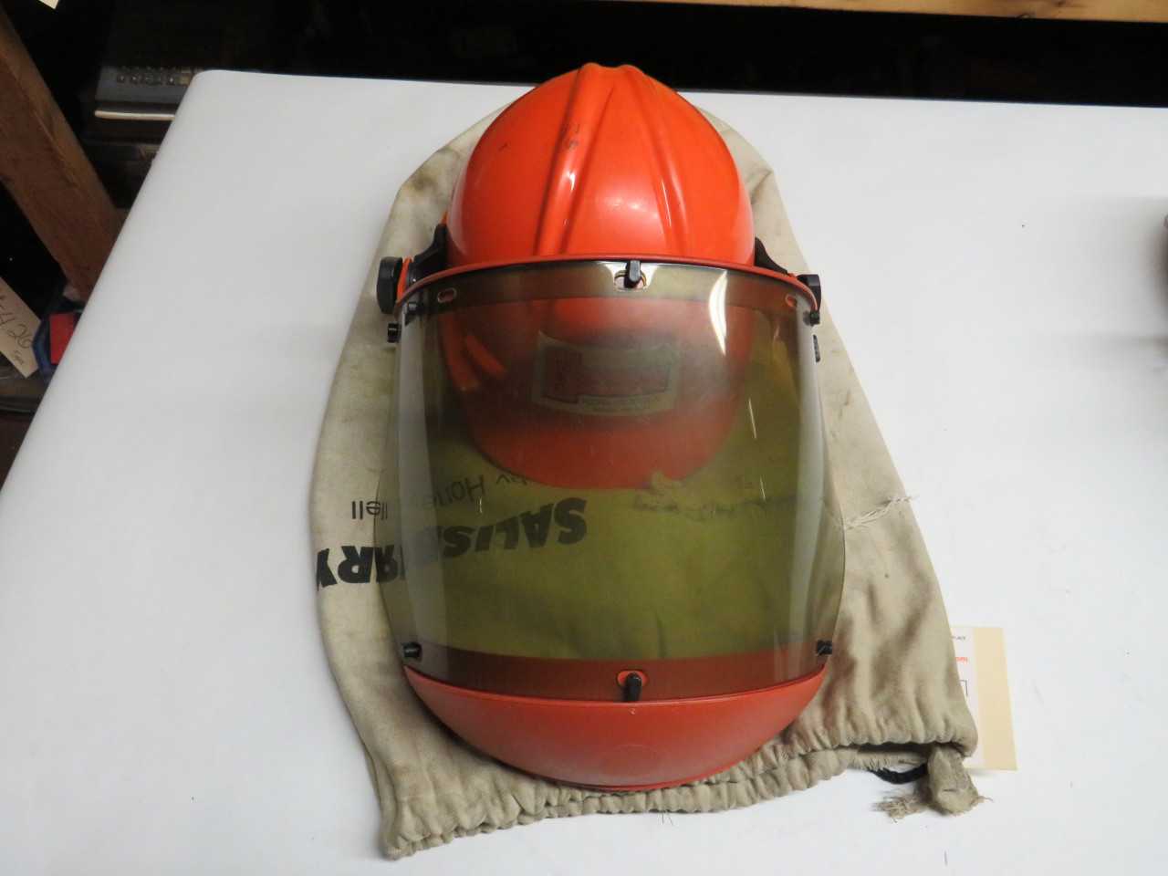 SALISBURY SAFETY HAT W/ AS1000 ELECTRIC ARC FLASH FACE SHIELD - WELDING EQUIPMENT