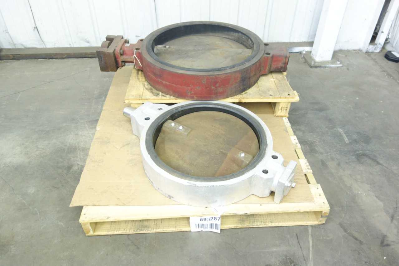 LOT OF 2 BUTTERFLY VALVES - BUTTERFLY VALVE