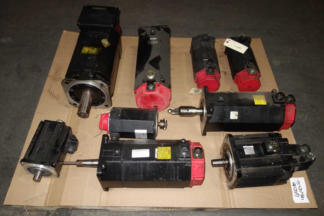 PALLET OF PARTS ONLY SERVO MOTORS - SERVO