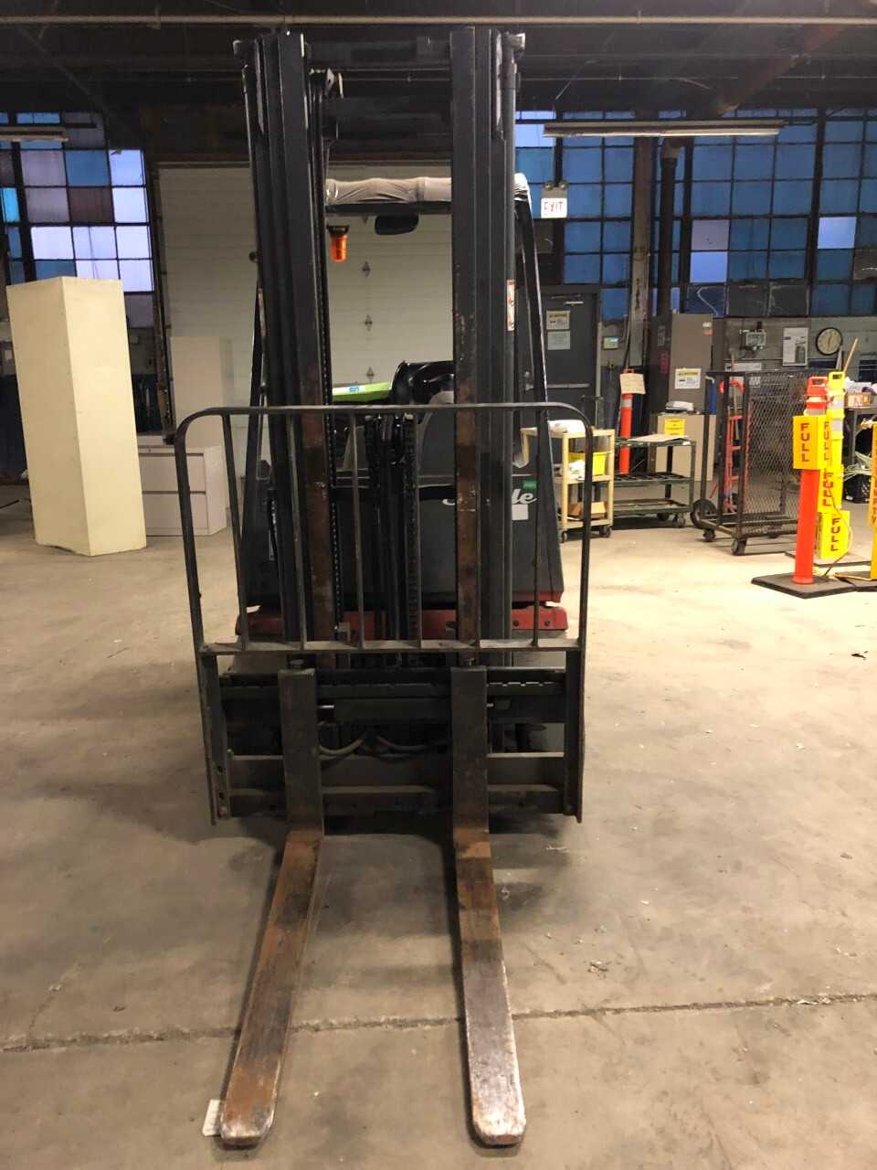 N/A Toyota GF-25 Forklift - FORKLIFTS