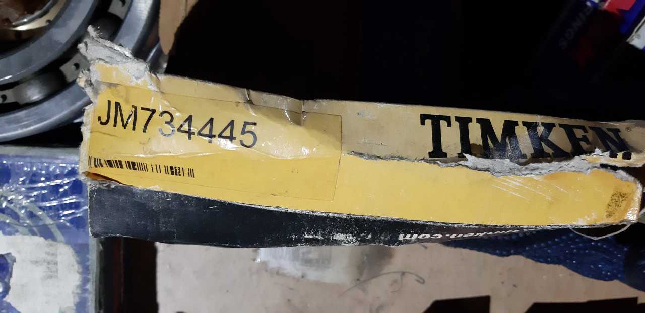 1 pallet of assorted bearings - BEARINGS