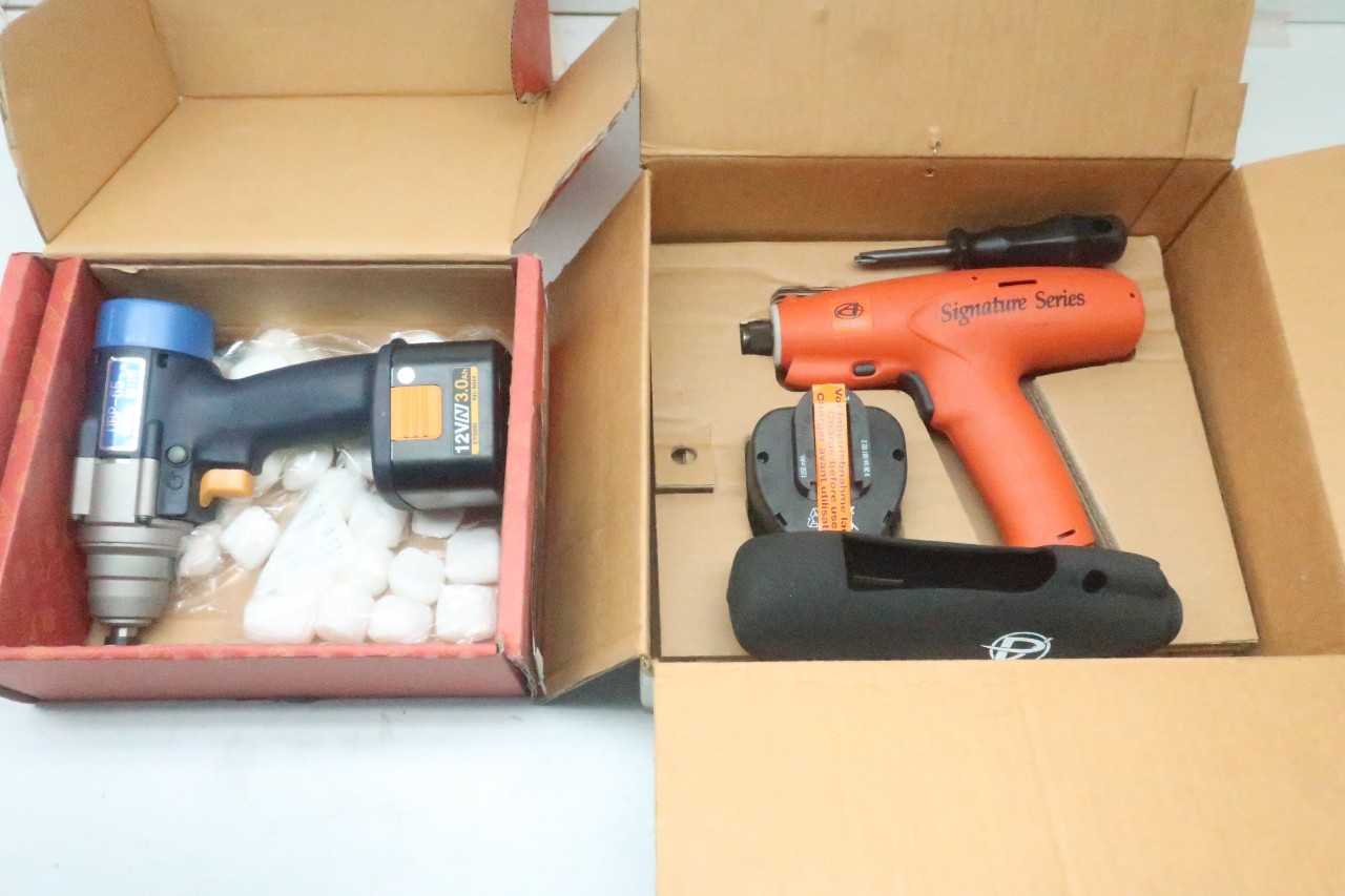 LOT OF TWO AIMCO CORDLESS DRILLS - ELECTRIC POWER TOOLS