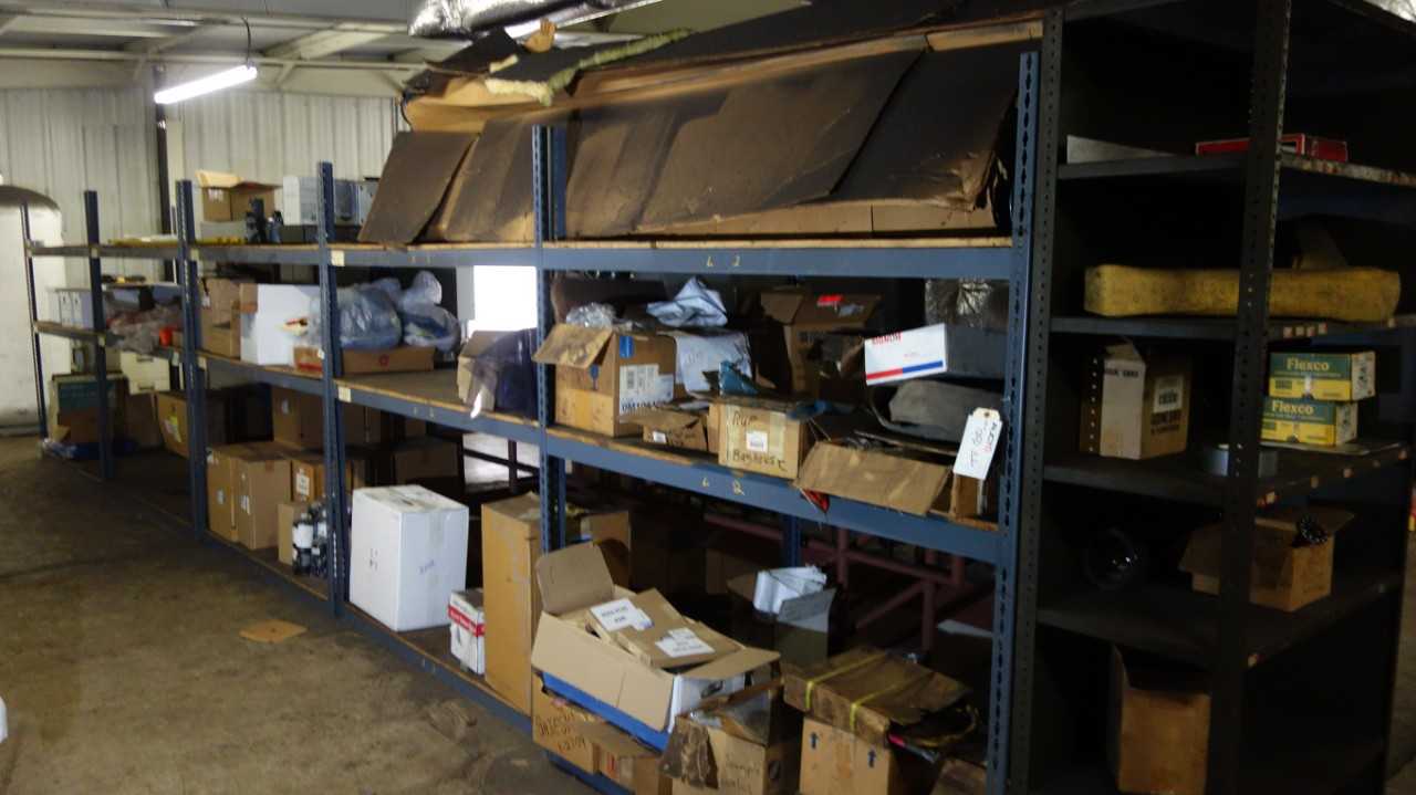 CONTENTS OF 5 SHELF COLUMNS, FILTERS, FUEL CARTRIDGES, AUTOMATIVE REPLACEMENT PARTS, KOMATSU - INDUSTRIAL PARTS