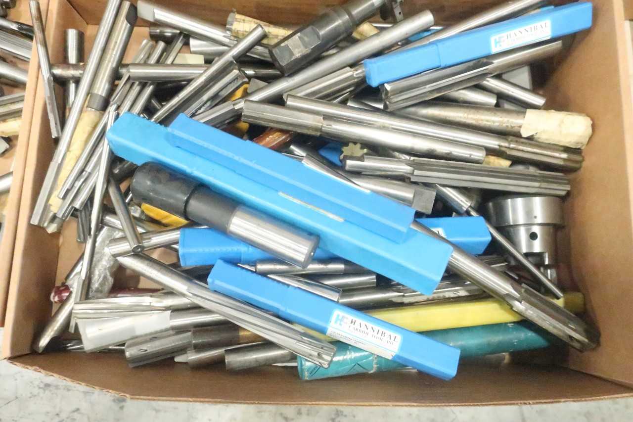 1 PALLET OF ASSORTED TAPS, REAMERS, DRILL BITS,- KENNAMETAL, SANDVIK, JARVIS, UNION BUTTERFIELD, HANNIBAL - ELECTRIC POWER TOOLS