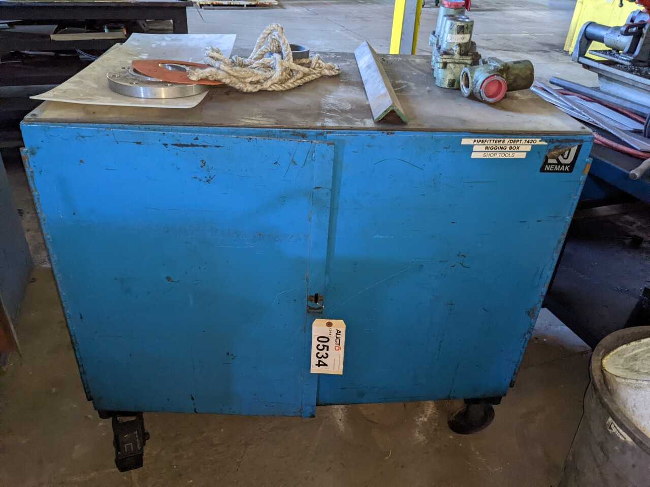 ROLLING TOOL CABINET WITH CONTENTS, ASSORTED RIGGING EQUIPMENT, SLINGS, CHAINS, HOOKS, BINDERS, CLAMPS - LIFTING EQUIPMENT