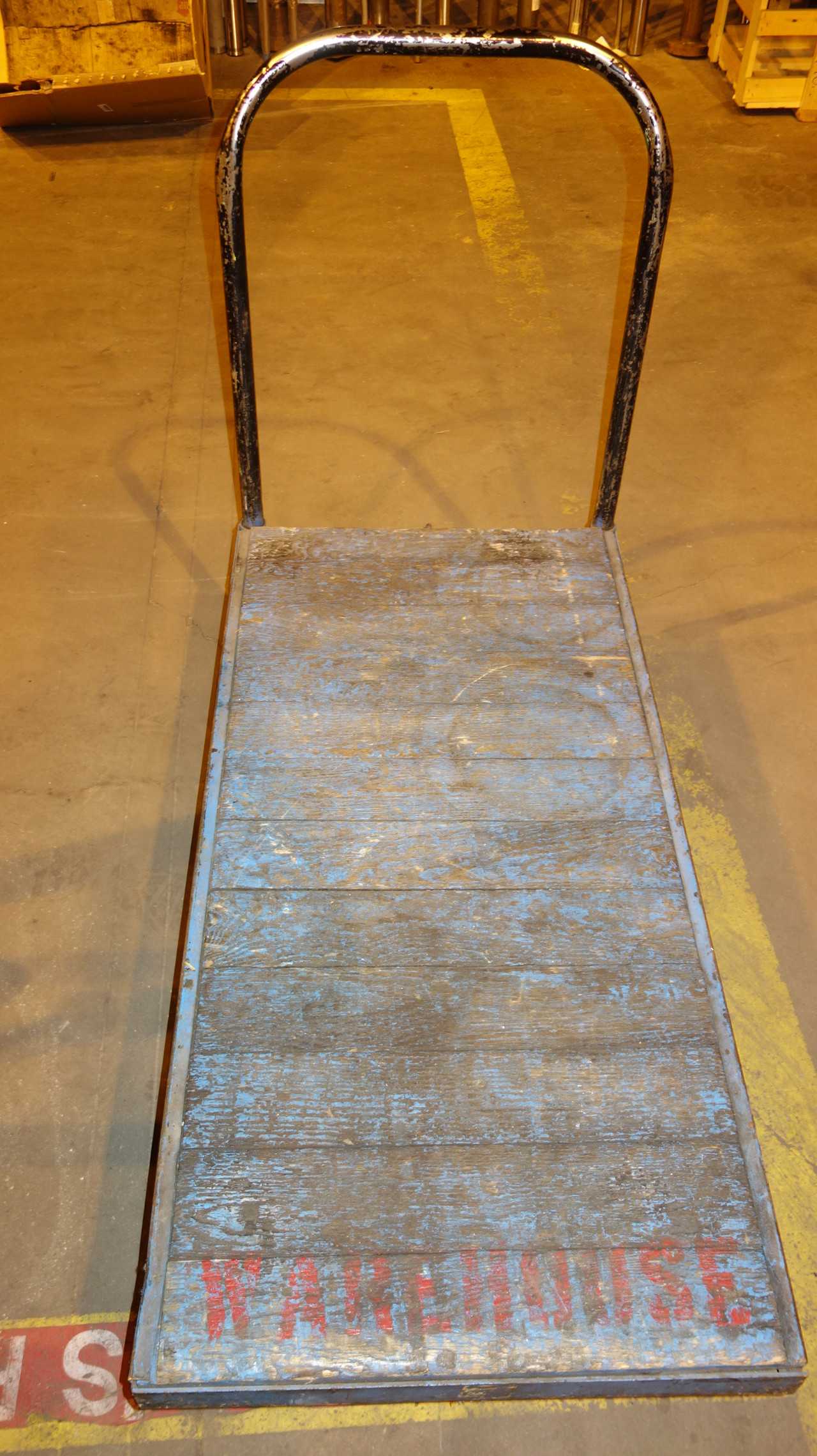 LOT OF 4 ASSORTED MOBILE ROLLING CARTS - ROLLING CARTS