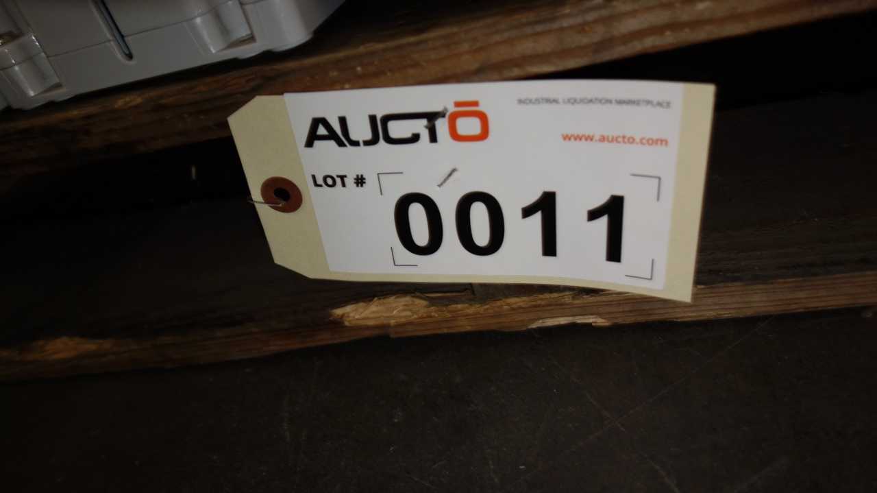 1 PALLET OF ASSORTED EATON GENTEQ ELECTRIC PARTS - ELECTRICAL COMPONENTS