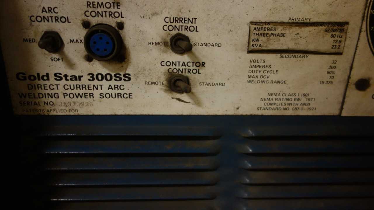 MILLER GOLD STAR 300SS DIRECT CURRENT ARC WELDER - WELDING EQUIPMENT