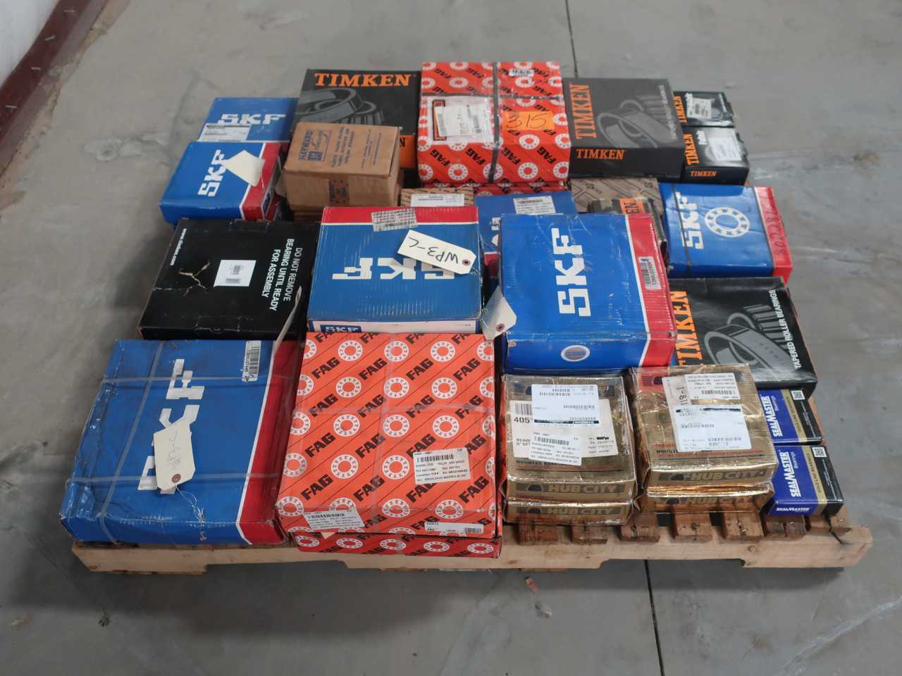 1 PALLET OF ASSORTED BEARINGS - BEARINGS