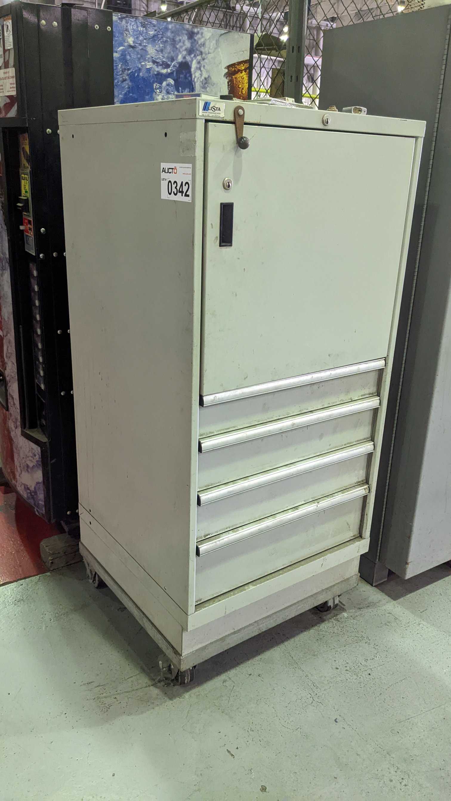 LISTA TOOL BOX WITH CONTENTS - TOOL STORAGE