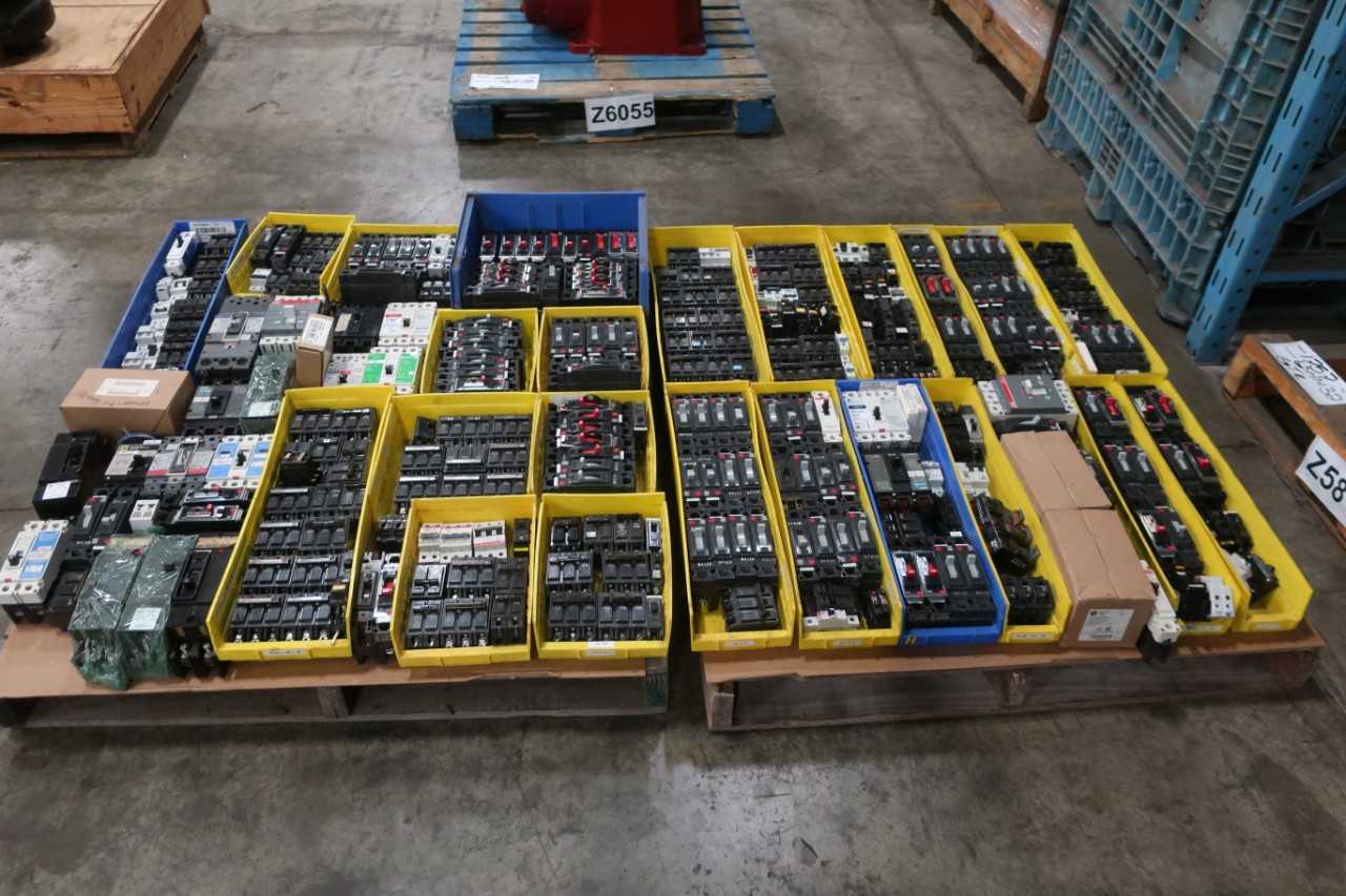 2 PALLETS OF ASSORTED CIRCUIT BREAKERS - CIRCUIT BREAKERS