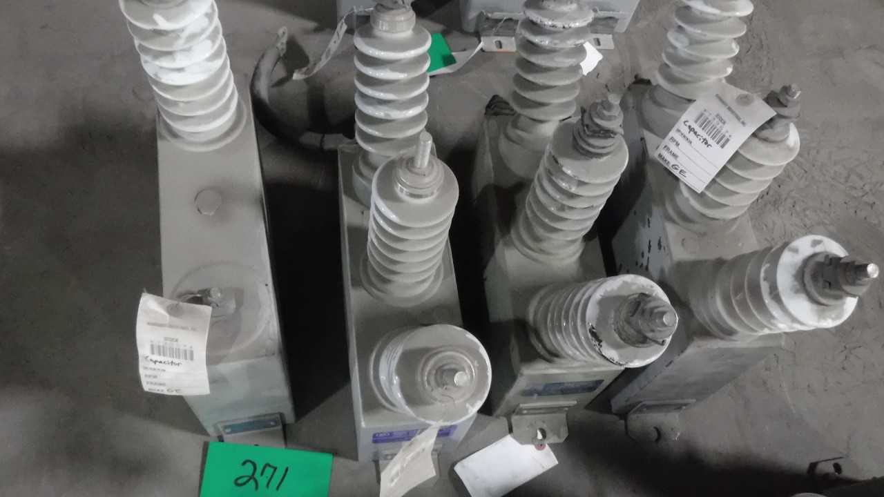 Lot of GE Capacitors - CAPACITORS