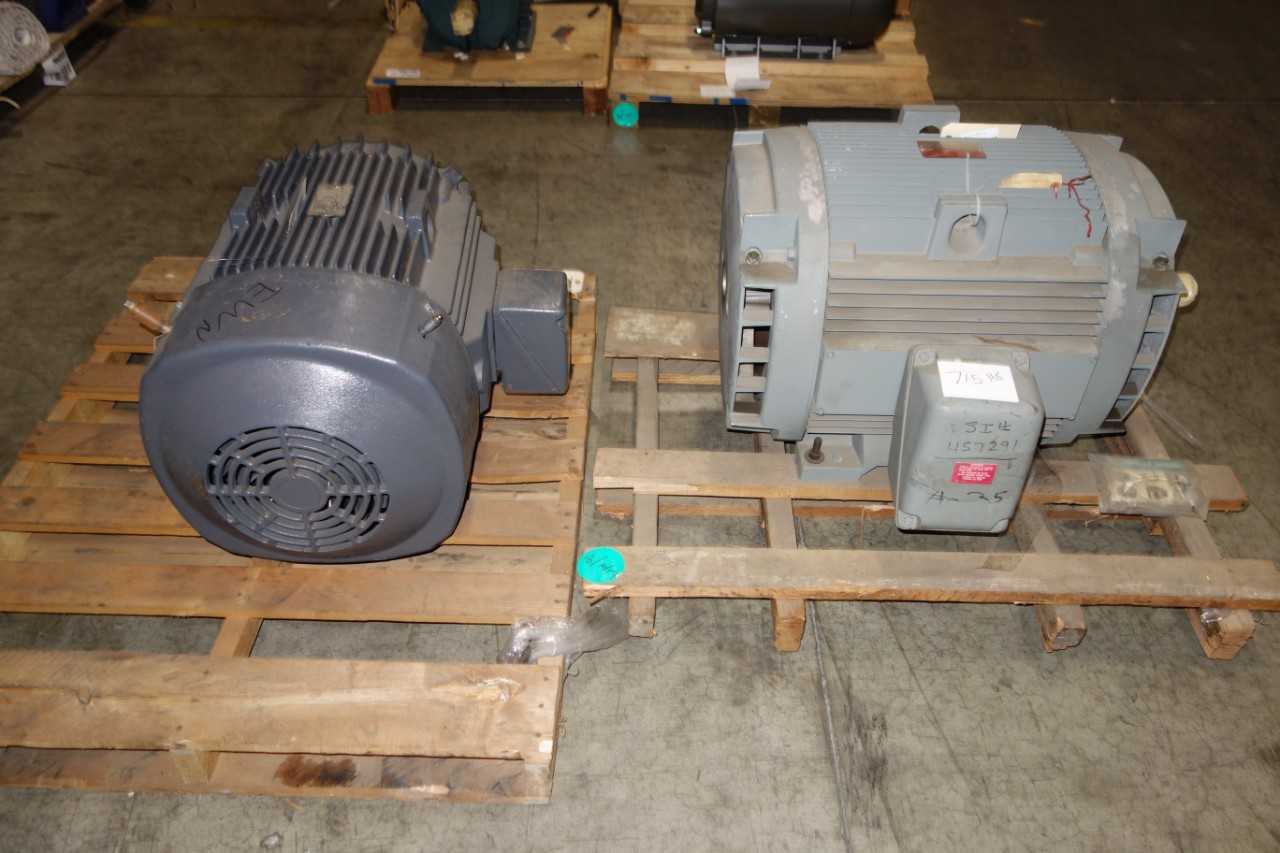 LOT OF GENERAL ELECTRIC ELECTRIC AC MOTORS - ELECTRIC MOTORS