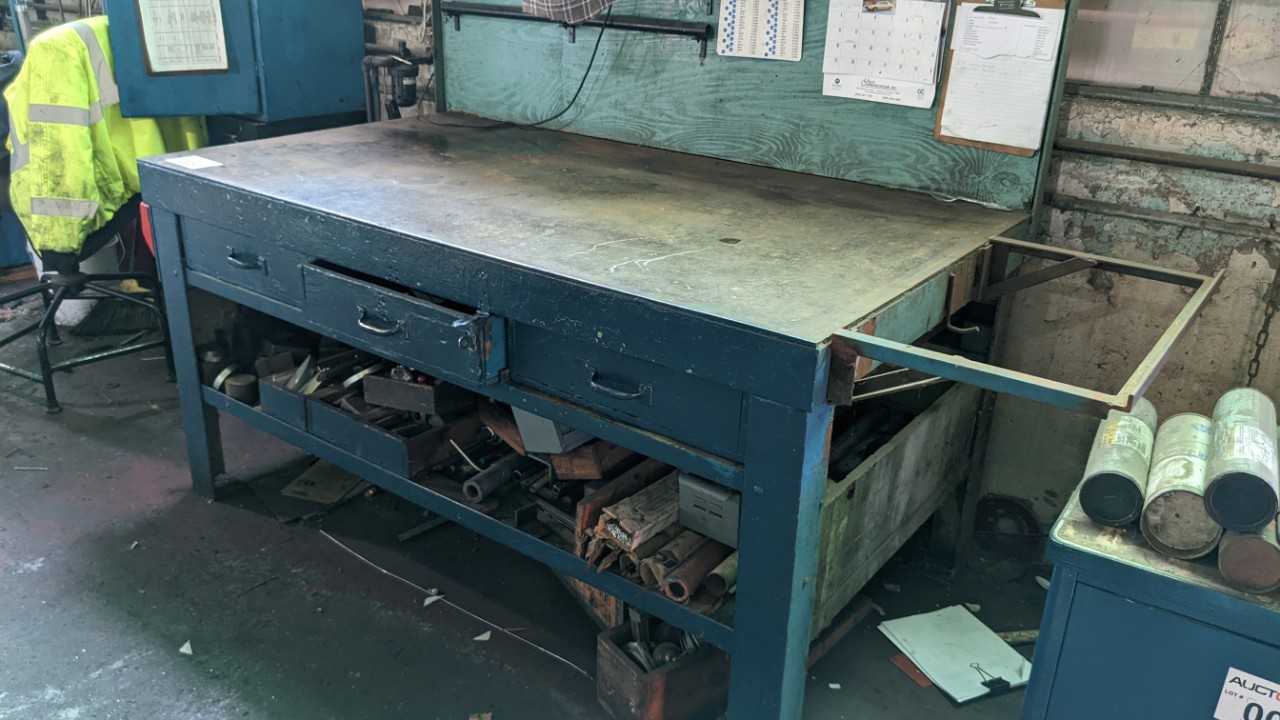 Metal work table 72"x 40" - PLANT & FACILITY EQUIPMENT