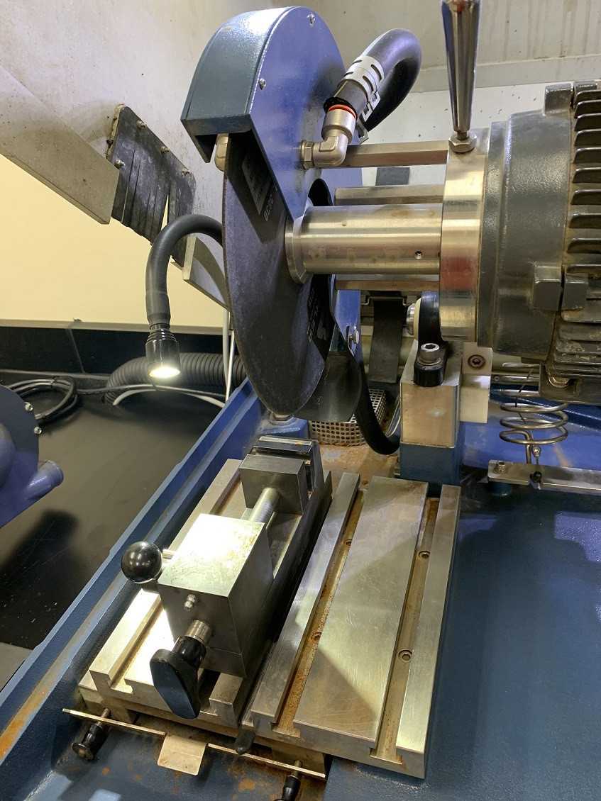 Buehler AbraziMet 250 (10-10106-260) Precision Cutter - MACHINE TOOLING