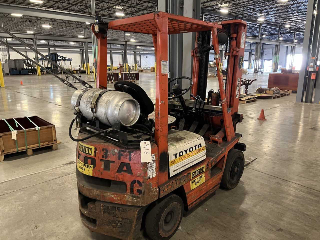 Toyota 5000lbs forklift Model number 42-4FGC25 - FORKLIFTS